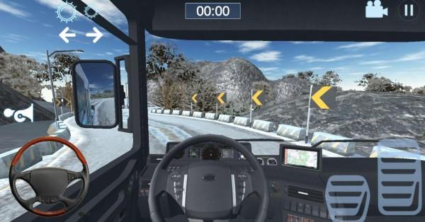 卡车模拟器雪山4