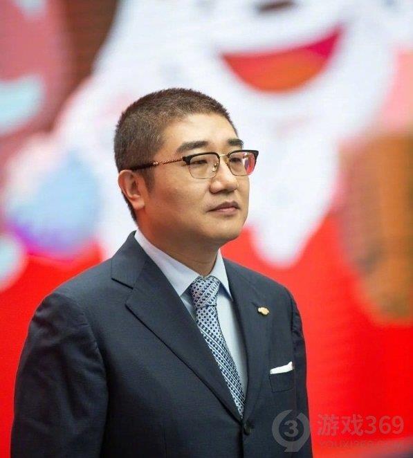 刘强东卸任京东集团CEO 刘强东卸任新任CEO徐雷介绍