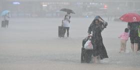 特大暴雨怎么自救 灾害性暴雨自救指南