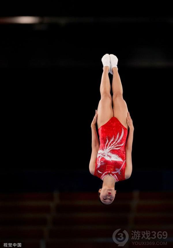 中国选手朱雪莹夺得东京奥运会蹦床女子个人冠军 